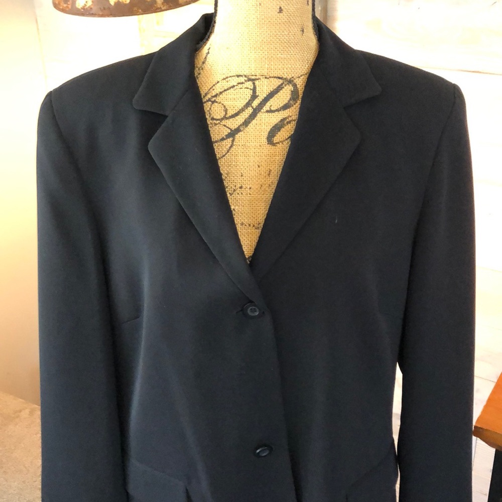Chaus suit jacket. 16 - Picture 2 of 8